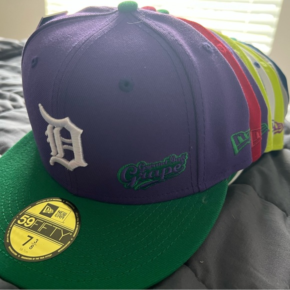 New Era Detroit Tigers 59Fifty Groundball Grape. Spec. Edition 7 3/8 - Picture 2 of 6